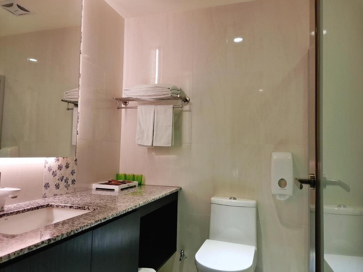 Hedu Hotel Beigang Bagian luar foto